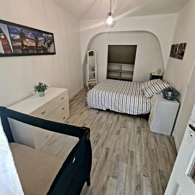 אורילק Appartement Centre Ville Terrasse Jardin Garage Chez Priscilla מראה חיצוני תמונה